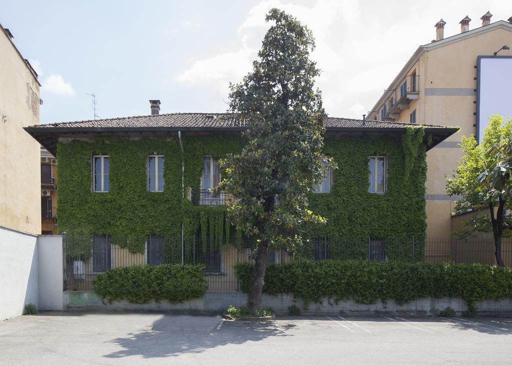 Ekoliving Panzió Milánó Kültér fotó